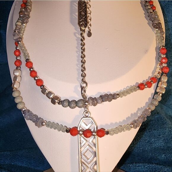 Premier Designs  FAST FORWARD Versatile Necklace Antiqued Silver Tone, Grey, Red - Picture 6 of 7